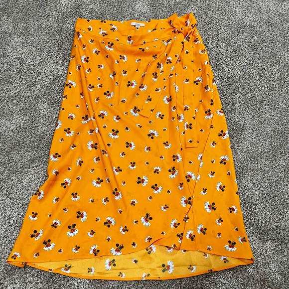 LOFT Dresses & Skirts - LOFT Orange Floral Skirt